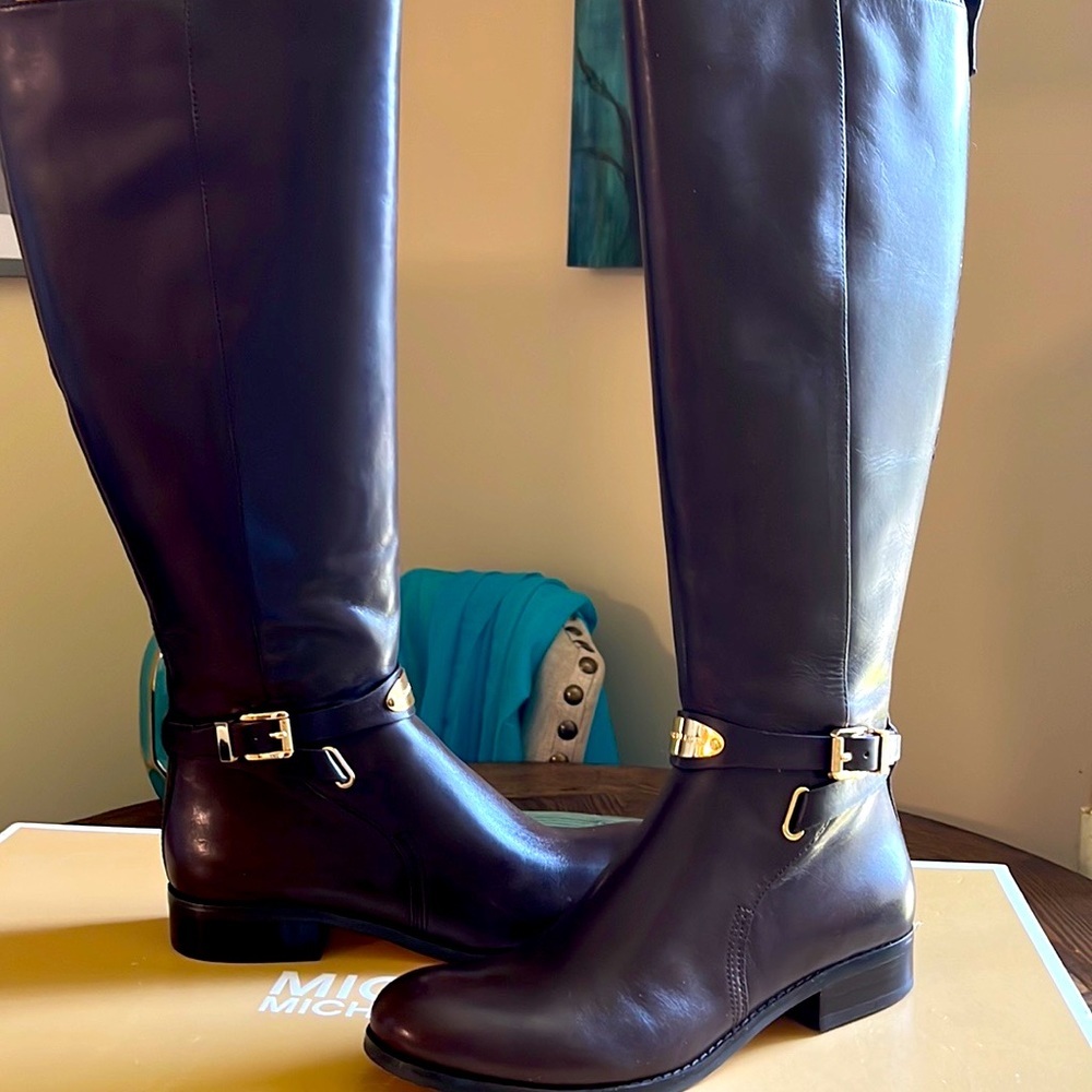 Michael kors boots for sale today beautiful-over the knee boots 👢